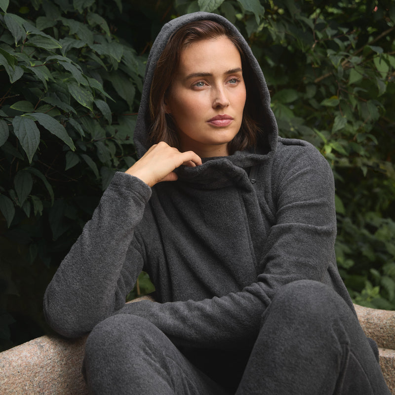 COTOPAXI fleece pantsuit